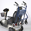 deambulatore integrato a scooter